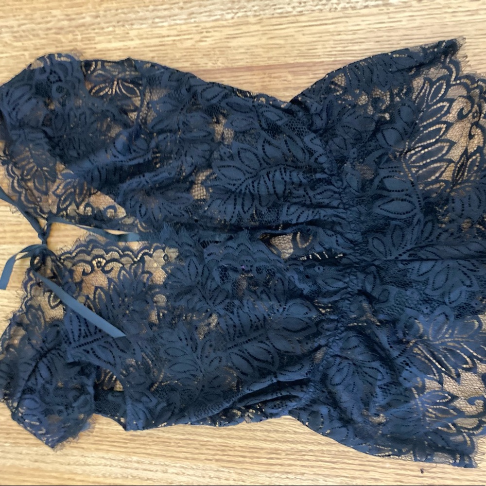 Xl lace body suit for lingerie